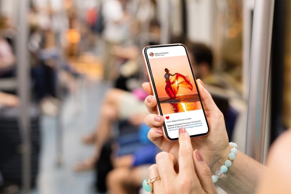 How to Repost on Instagram and Reshare Content