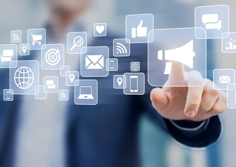 Should I Boost My Facebook Posts or Use Facebook Ads?
