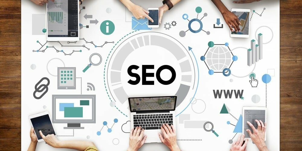 Business Meeting discussing SEO